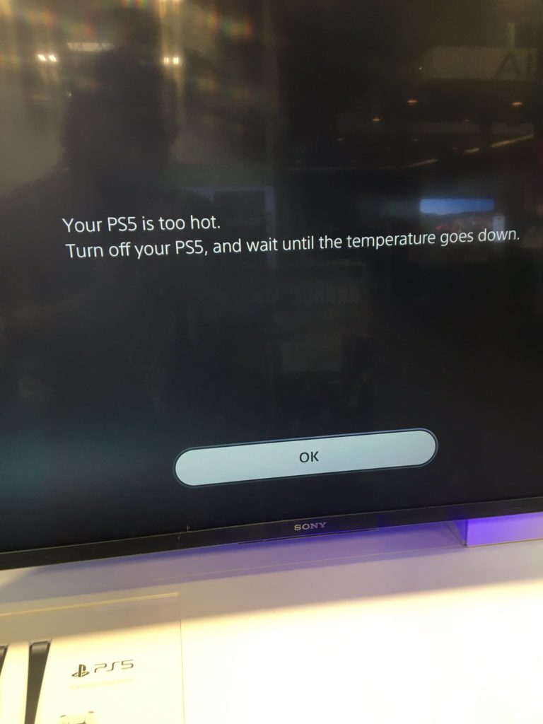 Nešťastně vystavené PS5 v obchodech se přehřívají ps5shop2
